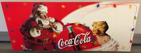 04683-1 € 10,00 coca cola karton kerstman met kind 25 x 55 cm.jpeg